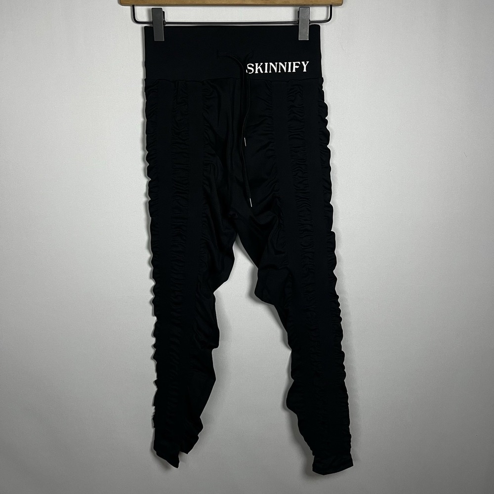 SkinniFy Black Ruched High-Waist Leggings